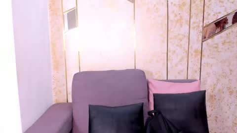 Snapshot of catalehia_moonlight chatting on 09/11/25, 10:59 Cataleha online show from 09/11/25, 10:59
