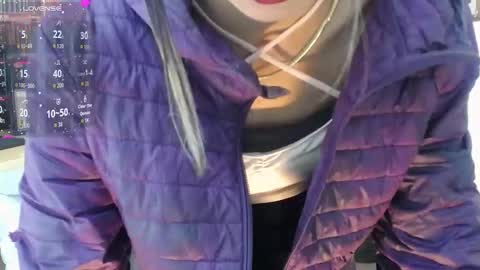 Snapshot of catalella_ar chatting on 10/26/25, 03:12 Queen Catalella online show from 10/26/25, 03:12