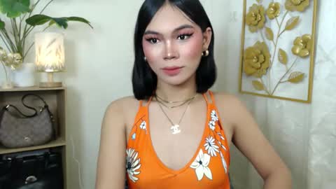 CatalenaX online show from 09/30/25, 04:23