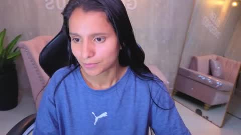 cataleya23_a online show from 05/01/26, 09:03