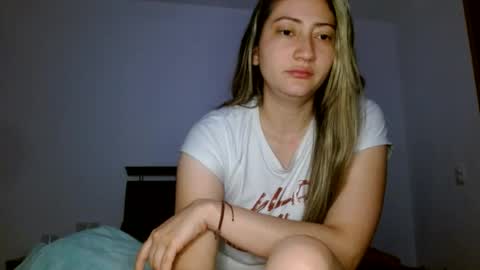 Snapshot of catalina764530197 chatting on 07/23/26, 01:30 Catalina online show from 07/23/26, 01:30