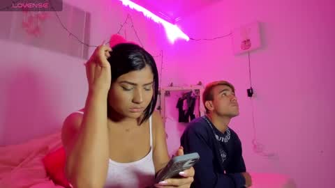 Snapshot of catalina_and_roger chatting on 03/09/25, 09:46 Cata y Roger online show from 03/09/25, 09:46