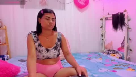 Snapshot of catalina_and_roger chatting on 03/12/25, 10:26 Cata y Roger online show from 03/12/25, 10:26