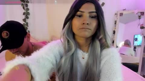 Snapshot of catalina_and_roger chatting on 10/19/25, 08:20 Cata y Roger online show from 10/19/25, 08:20