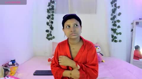 Snapshot of catalina_and_roger chatting on 10/22/25, 11:54 Cata y Roger online show from 10/22/25, 11:54