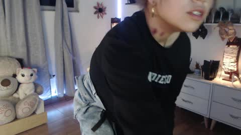 Snapshot of catalina_bruce2 chatting on 01/11/25, 10:29 Catalina bruce2 online show from 01/11/25, 10:29