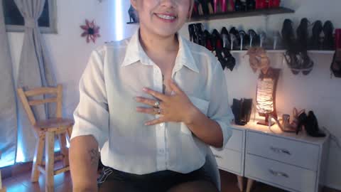 Snapshot of catalina_bruce2 chatting on 01/18/25, 07:38 Catalina bruce2 online show from 01/18/25, 07:38