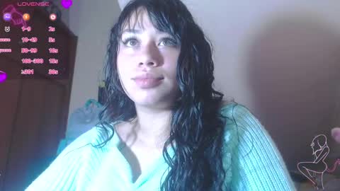 Catalina Saenz online show from 10/19/25, 09:26
