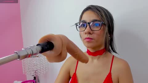 catalina_whore1 online show from 03/03/25, 09:59