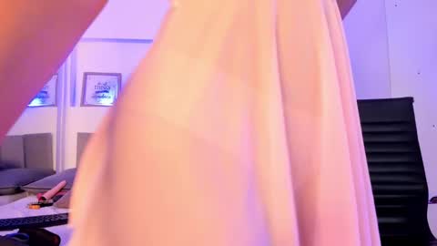 Catalina online show from 02/28/25, 05:48