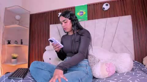 Snapshot of catalleya_f chatting on 07/20/26, 08:00 catalleya_f online show from 07/20/26, 08:00