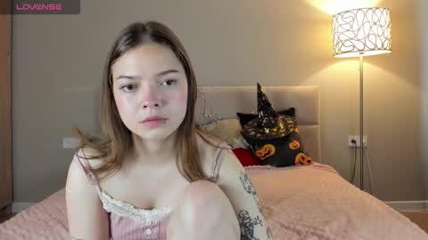 Snapshot of catanadick chatting on 10/28/25, 09:35 Pat online show from 10/28/25, 09:35