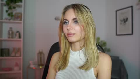 catecrago  online show from 02/18/25, 02:06