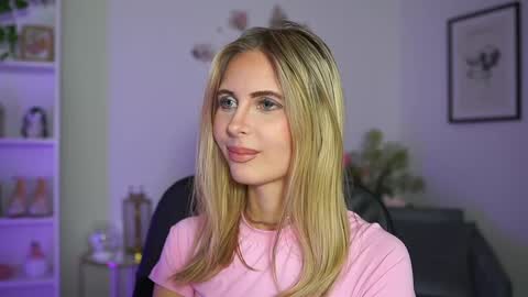 catecrago  online show from 02/24/25, 02:15