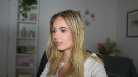 catecrago  online show from 02/28/25, 08:53