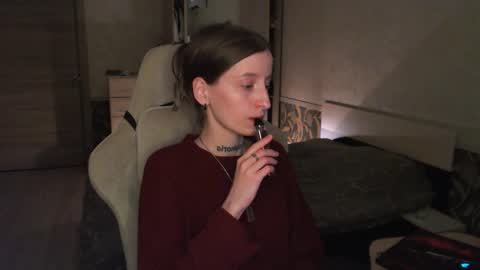 Snapshot of cath_dysphoria_ chatting on 05/18/26, 06:58 CATH online show from 05/18/26, 06:58