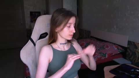 Snapshot of cath_dysphoria_ chatting on 05/24/26, 09:58 CATH online show from 05/24/26, 09:58