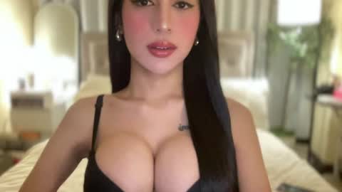Snapshot of cathalina_goddess chatting on 06/13/26, 10:02 cathalina harake online show from 06/13/26, 10:02