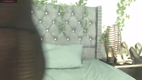 Snapshot of cathalinasharon chatting on 05/01/26, 02:43 cathalina online show from 05/01/26, 02:43