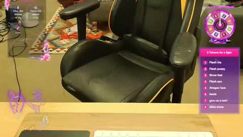 Catherinecuddles online show from 12/20/25, 01:29