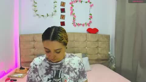 catherine_and_tara online show from 06/20/26, 08:22