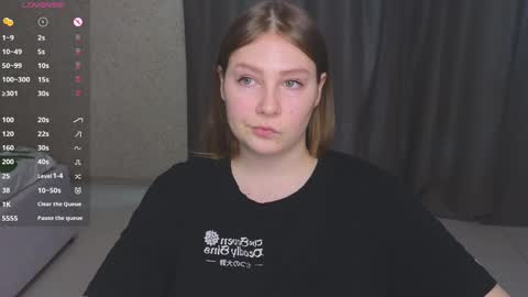 Snapshot of catherine_river chatting on 02/17/25, 11:02 Catherine online show from 02/17/25, 11:02