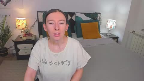 Catrin online show from 12/24/24, 05:05