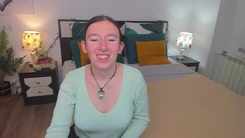 Catrin online show from 02/23/25, 09:44
