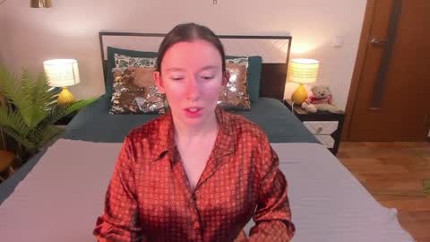 Catrin online show from 03/25/26, 06:30