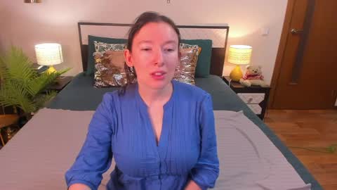 Catrin online show from 03/29/26, 05:07