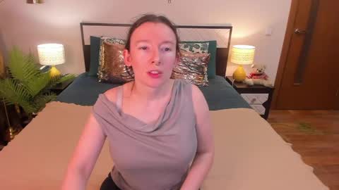 Catrin online show from 04/14/26, 01:55