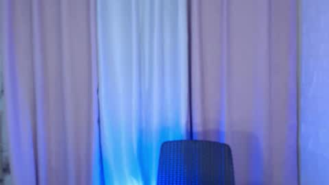 Snapshot of cathy_mendez chatting on 09/28/25, 12:32 Cathy Mae online show from 09/28/25, 12:32