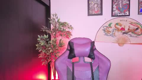 Cati help me reach my goal of 100 thumbs up again 3 online show from 06/19/26, 10:30