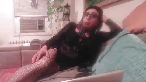 Snapshot of catleya59 chatting on 09/13/25, 02:00 catleya59 online show from 09/13/25, 02:00