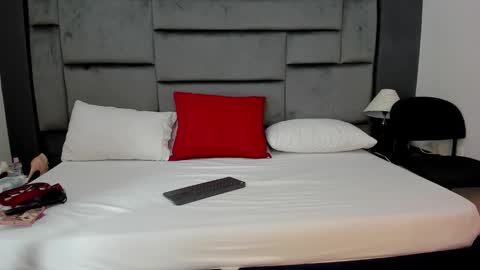 Catleya online show from 01/12/26, 12:21