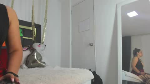 Catleya online show from 04/01/26, 12:28