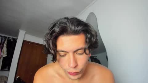 catnuaa online show from 12/27/24, 03:42