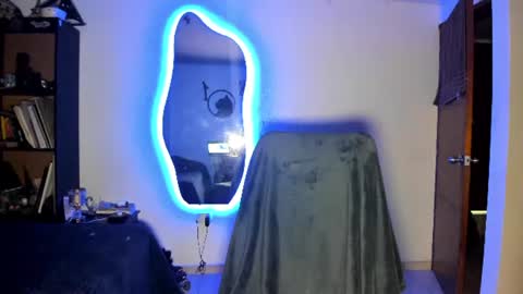 catnuaa online show from 06/13/26, 01:36