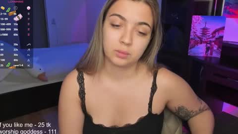 Snapshot of catrinaeuphorina chatting on 01/27/25, 12:01 Catrina or just Cat online show from 01/27/25, 12:01