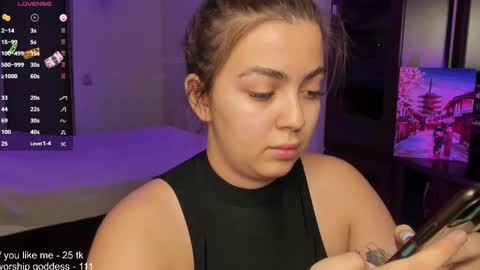 Snapshot of catrinaeuphorina chatting on 02/27/25, 02:21 Catrina or just Cat online show from 02/27/25, 02:21