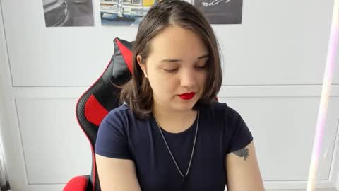 Snapshot of catrine_cute chatting on 04/26/26, 09:18 Catrine online show from 04/26/26, 09:18