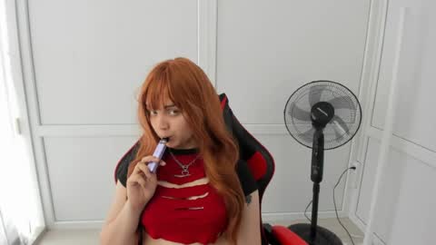 Snapshot of catrine_cute chatting on 06/18/26, 09:25 Catrine online show from 06/18/26, 09:25