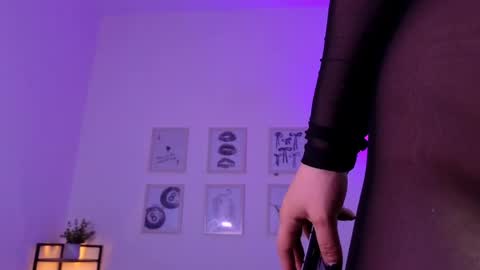 Snapshot of cattaleya002 chatting on 05/11/26, 10:40 CATALEYA online show from 05/11/26, 10:40