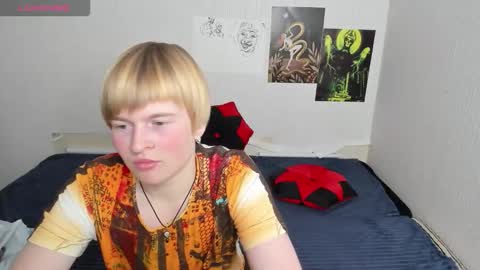 cattie_w_ online show from 11/20/25, 01:28