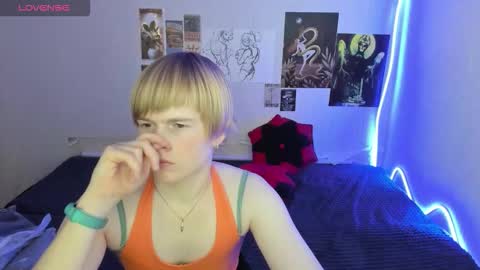 cattie_w_ online show from 11/28/25, 01:19