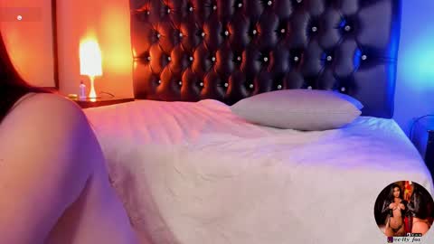    online show from 02/22/25, 08:31