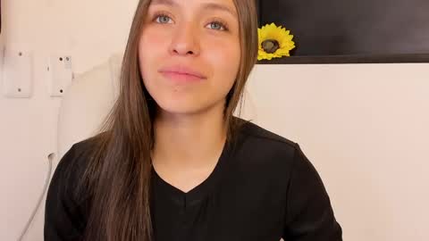 Snapshot of cayetana_01 chatting on 05/28/26, 07:11 cayetana online show from 05/28/26, 07:11