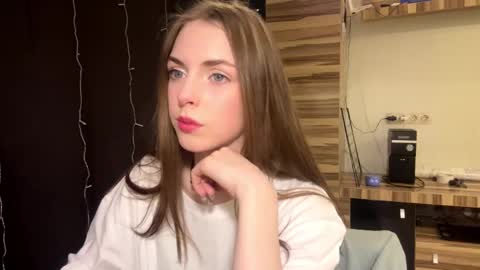 Polly online show from 02/25/26, 04:16