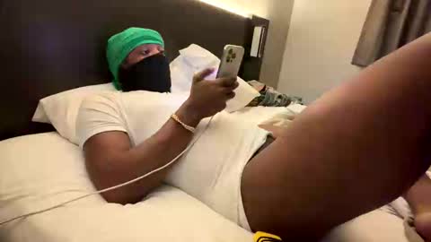 Flex online show from 04/16/26, 09:21