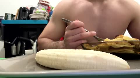 Snapshot of cballs34 chatting on 02/26/26, 08:52 Matthiiieeeuuu online show from 02/26/26, 08:52